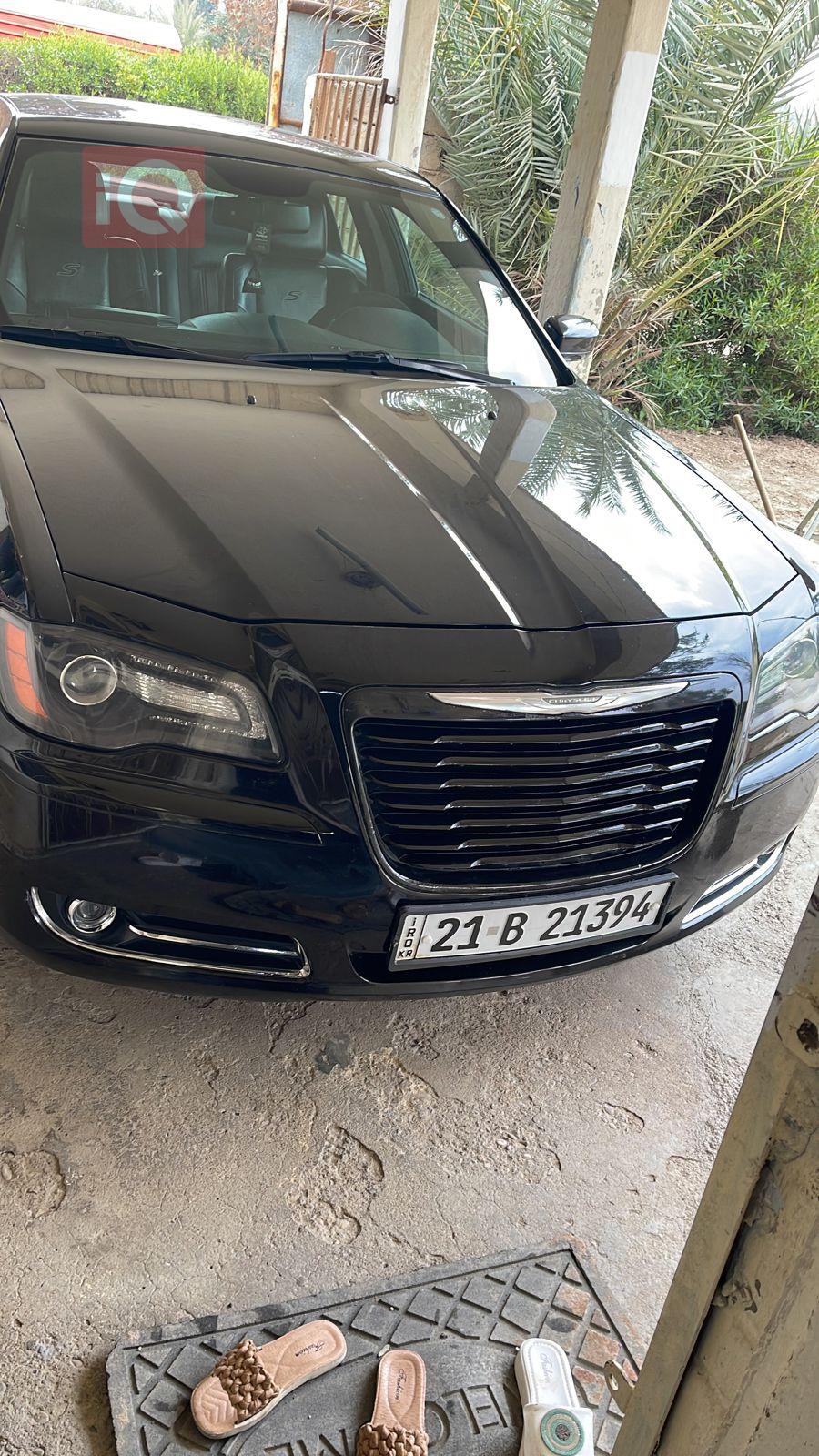 کرایسلەر 300